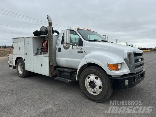 Ford F-650 Plogbilar