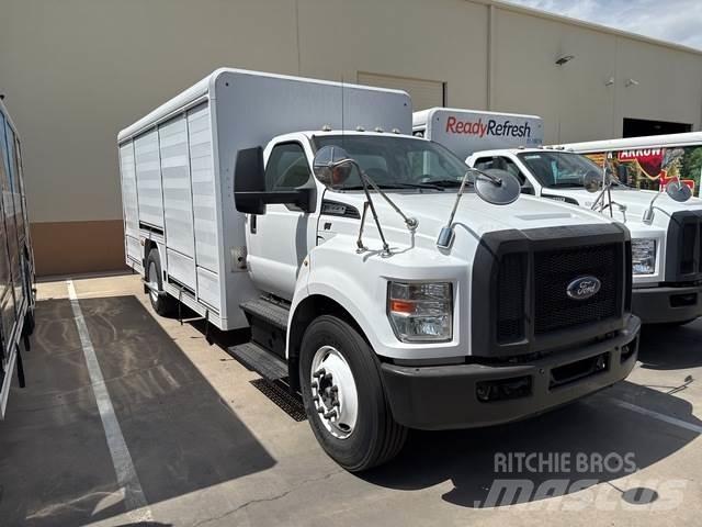 Ford F-650 Lastbilar för dryckesleveranser