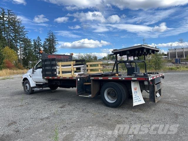 Ford F-650 Plogbilar