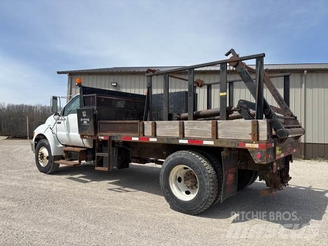 Ford F-750 Entreprenad - Övrigt