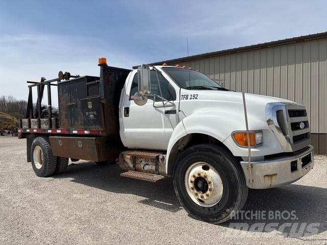 Ford F-750 Entreprenad - Övrigt