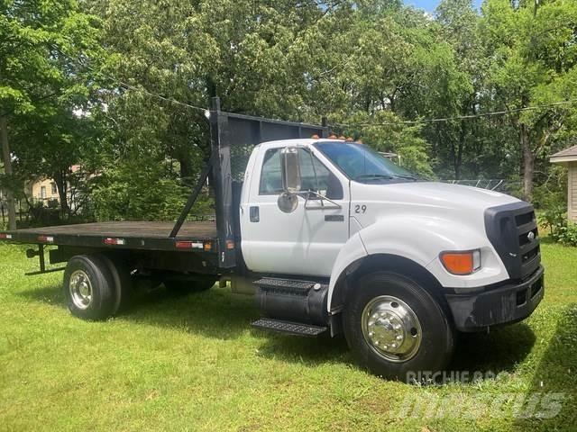 Ford F-750 Flakbilar