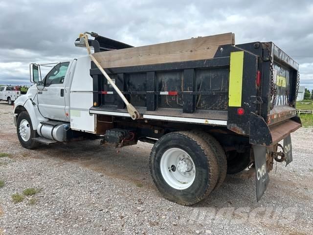 Ford F-750 Tippbilar