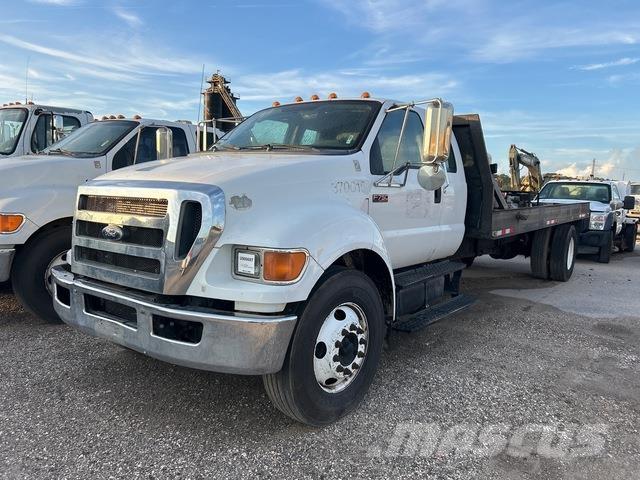 Ford F-750 Flakbilar