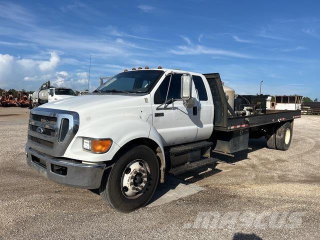 Ford F-750 Flakbilar