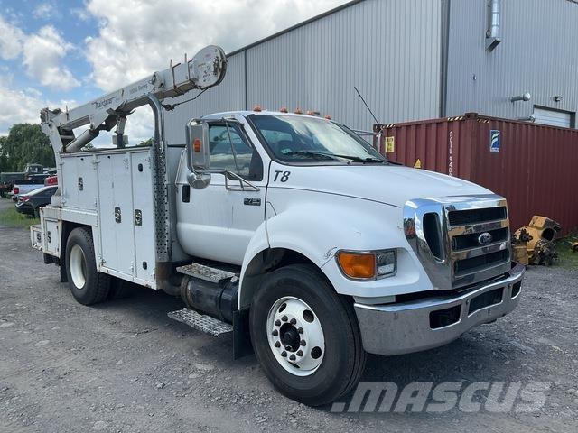 Ford F-750 Flakbilar/Pickuper