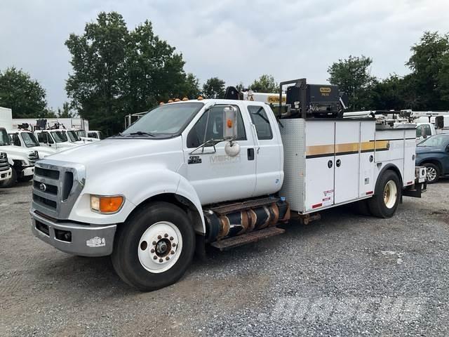 Ford F-750 Plogbilar