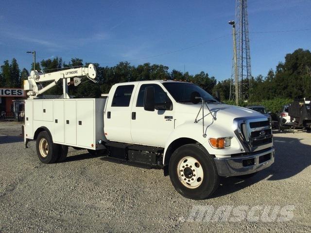 Ford F-750 Plogbilar