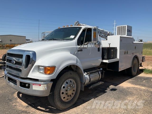 Ford F-750 Plogbilar
