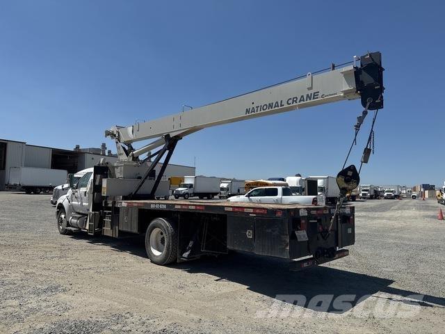Ford F-750 Övriga bilar