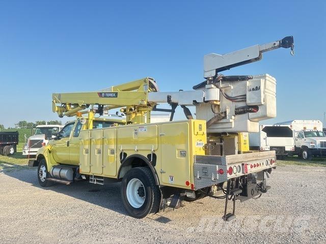 Ford F-750 Billyftar