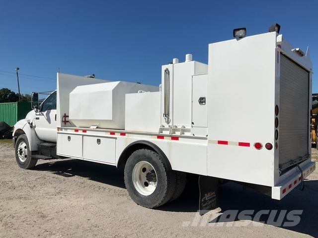Ford F-750 Tankbilar