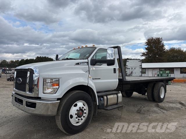 Ford F-750 Flakbilar