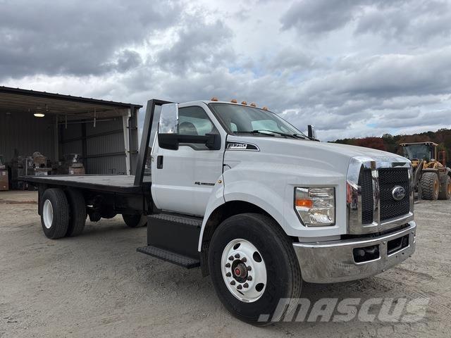 Ford F-750 Flakbilar
