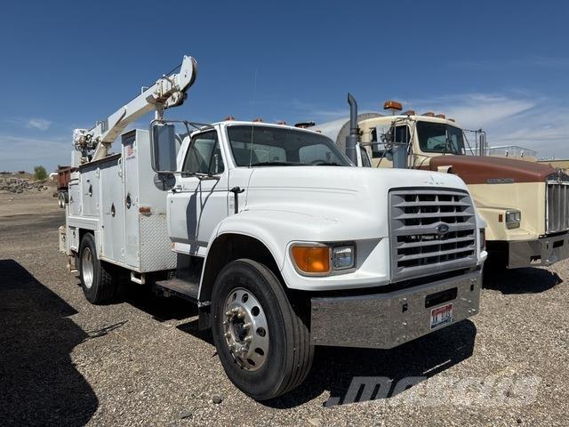 Ford F-800 Plogbilar