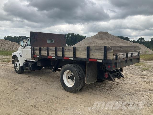 Ford F-800 Tippbilar