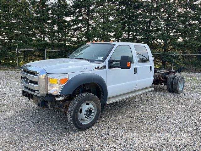 Ford F550 Hytter och interiör