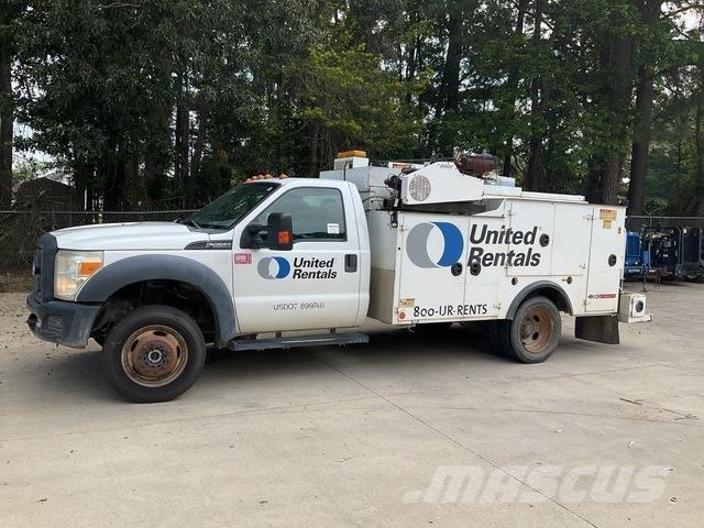 Ford F550 Plogbilar