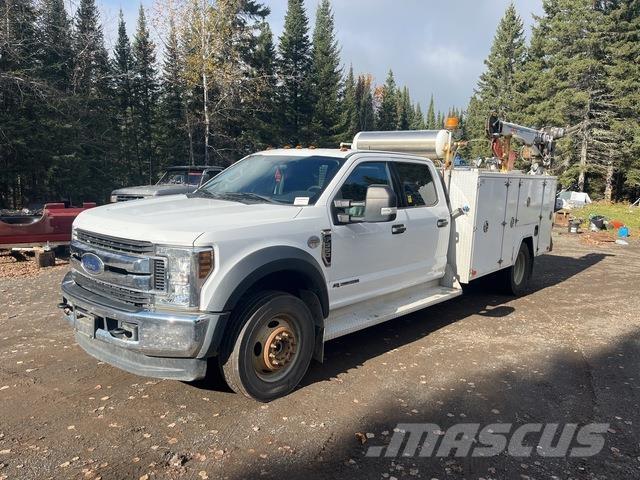 Ford F550 XLT Plogbilar