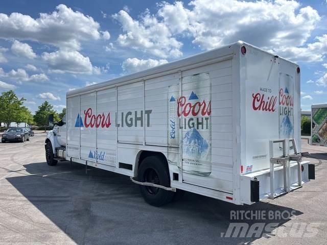 Ford F650 Lastbilar för dryckesleveranser