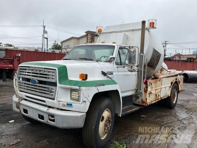 Ford F700 Entreprenad - Övrigt