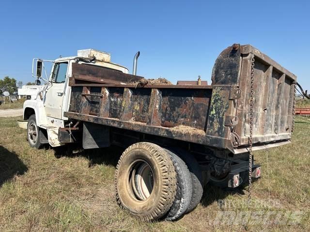 Ford F7000 Tippbilar