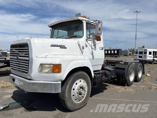 Ford L9000 Dragbilar