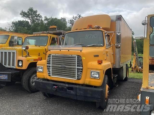 Ford LN8000 Skåpbilar