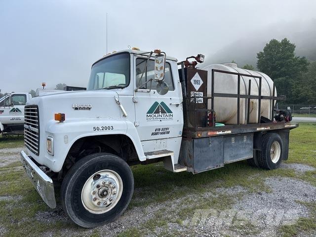 Ford LNT8000 Tankbilar
