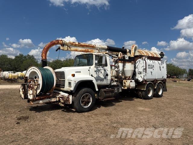 Ford LNT8000F Bandgrävare