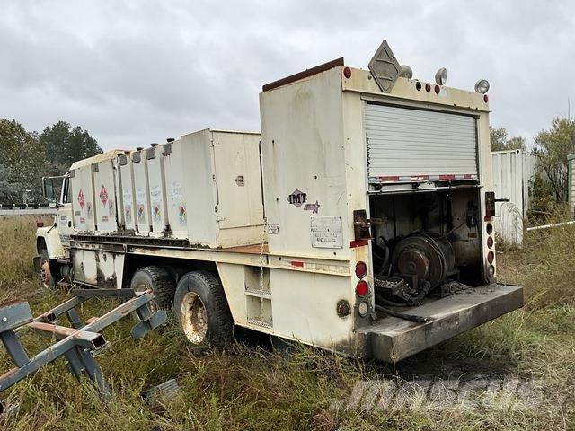 Ford LNT9000 Tankbilar