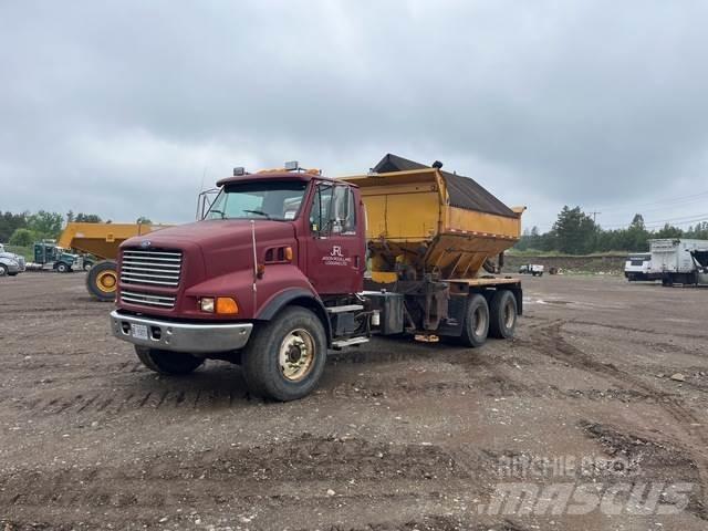 Ford LTS 9000 Snöblad och plogar