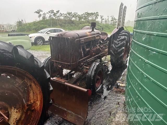 Fordson Major Entreprenad - Övrigt
