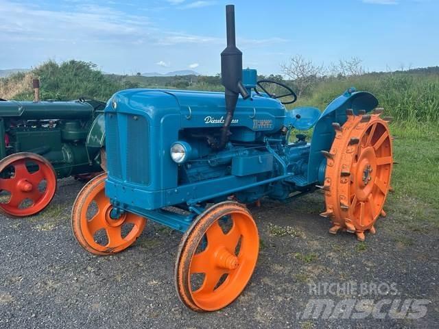 Fordson Major Entreprenad - Övrigt