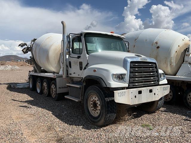 Freightliner  Övriga bilar