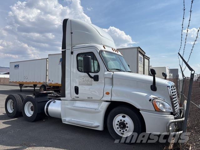 Freightliner  Dragbilar