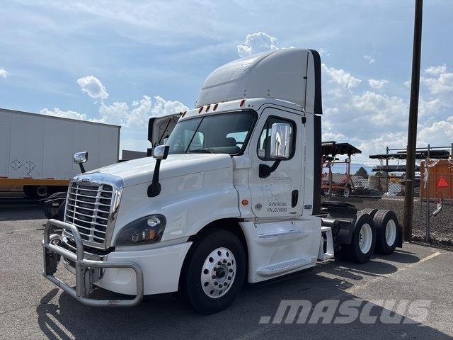 Freightliner  Dragbilar