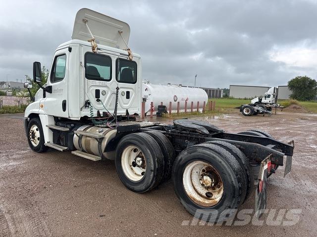 Freightliner  Dragbilar