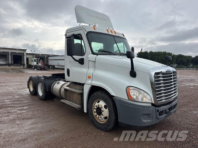 Freightliner  Dragbilar