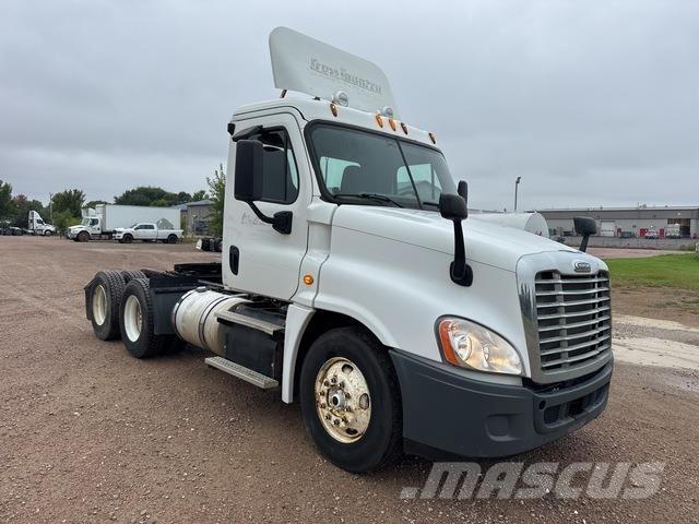 Freightliner  Dragbilar