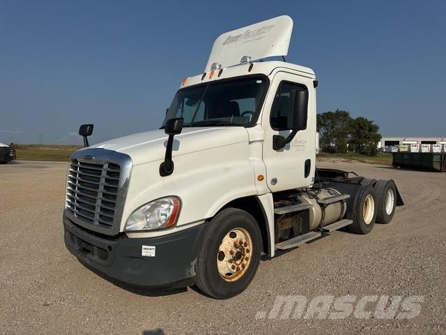 Freightliner  Dragbilar