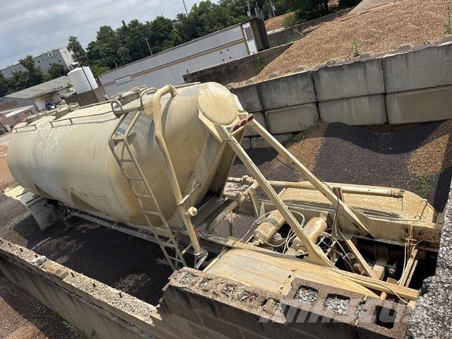 Fruehauf  Övriga släp