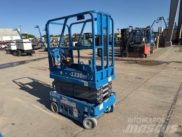 Genie GS-1330M Saxliftar