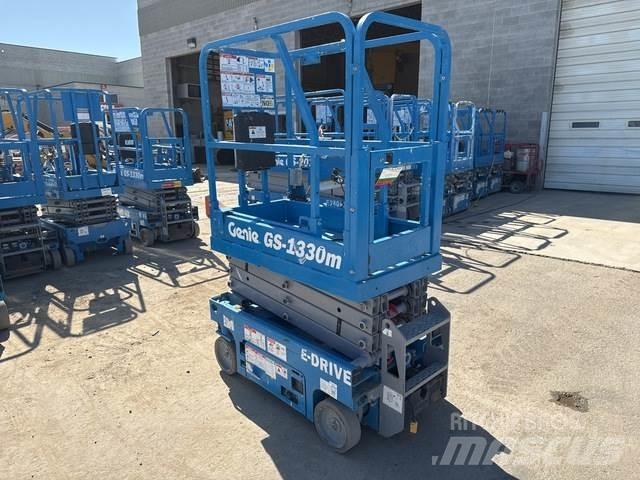 Genie GS-1330M Saxliftar