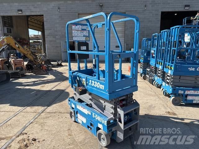 Genie GS-1330M Saxliftar