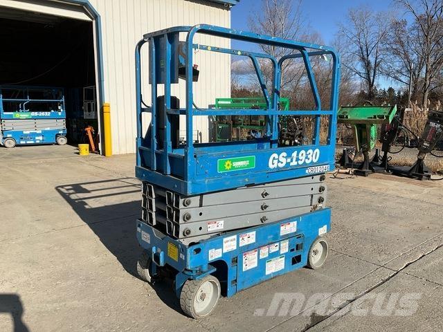 Genie GS-1930 Saxliftar