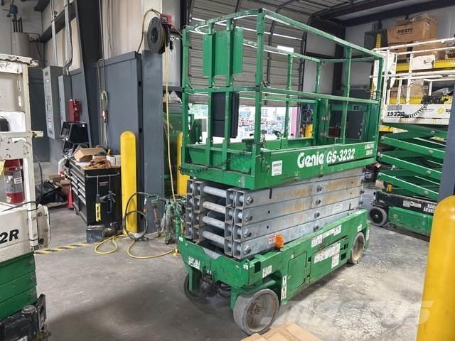 Genie GS3232 Saxliftar