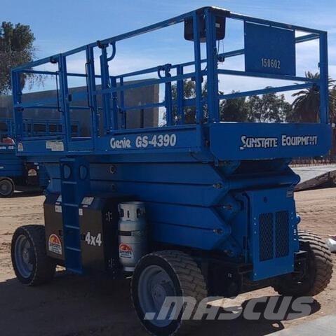 Genie GS4390RT Saxliftar