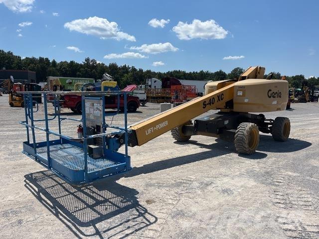 Genie S-40XC Teleskop bomliftar