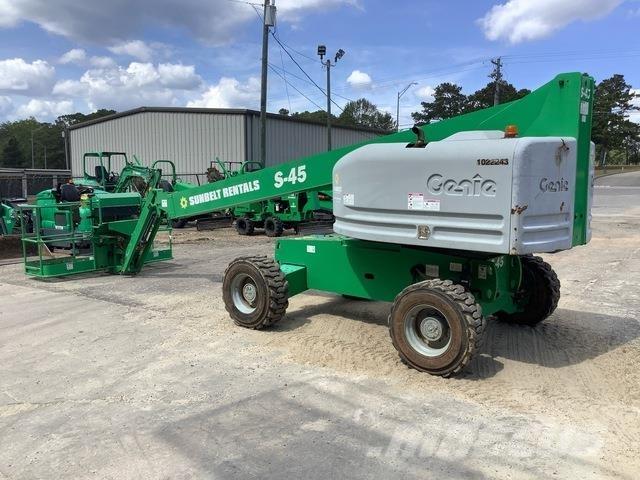 Genie S-45 Teleskop bomliftar